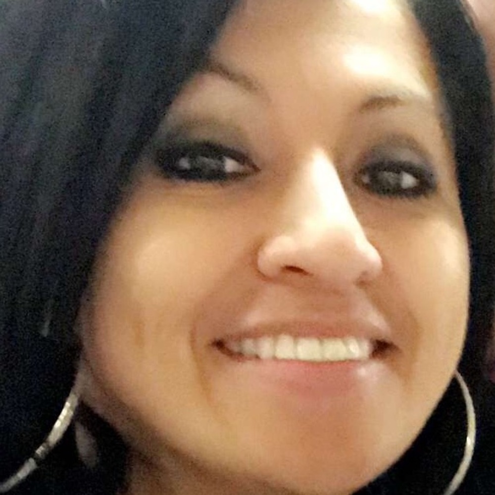 Meet your Posher, Angelita
